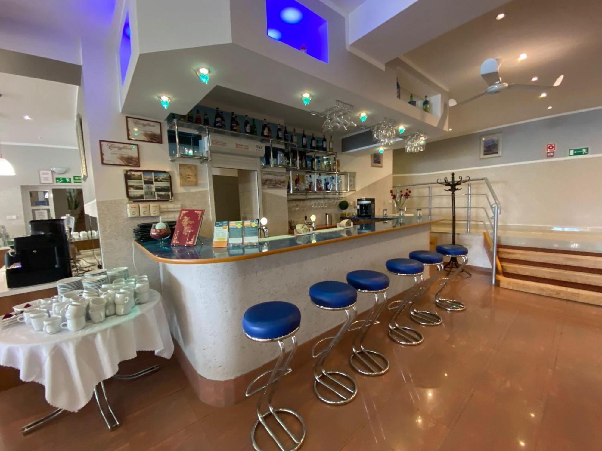 Eva Hotel มรุงโกโว ภายนอก รูปภาพ