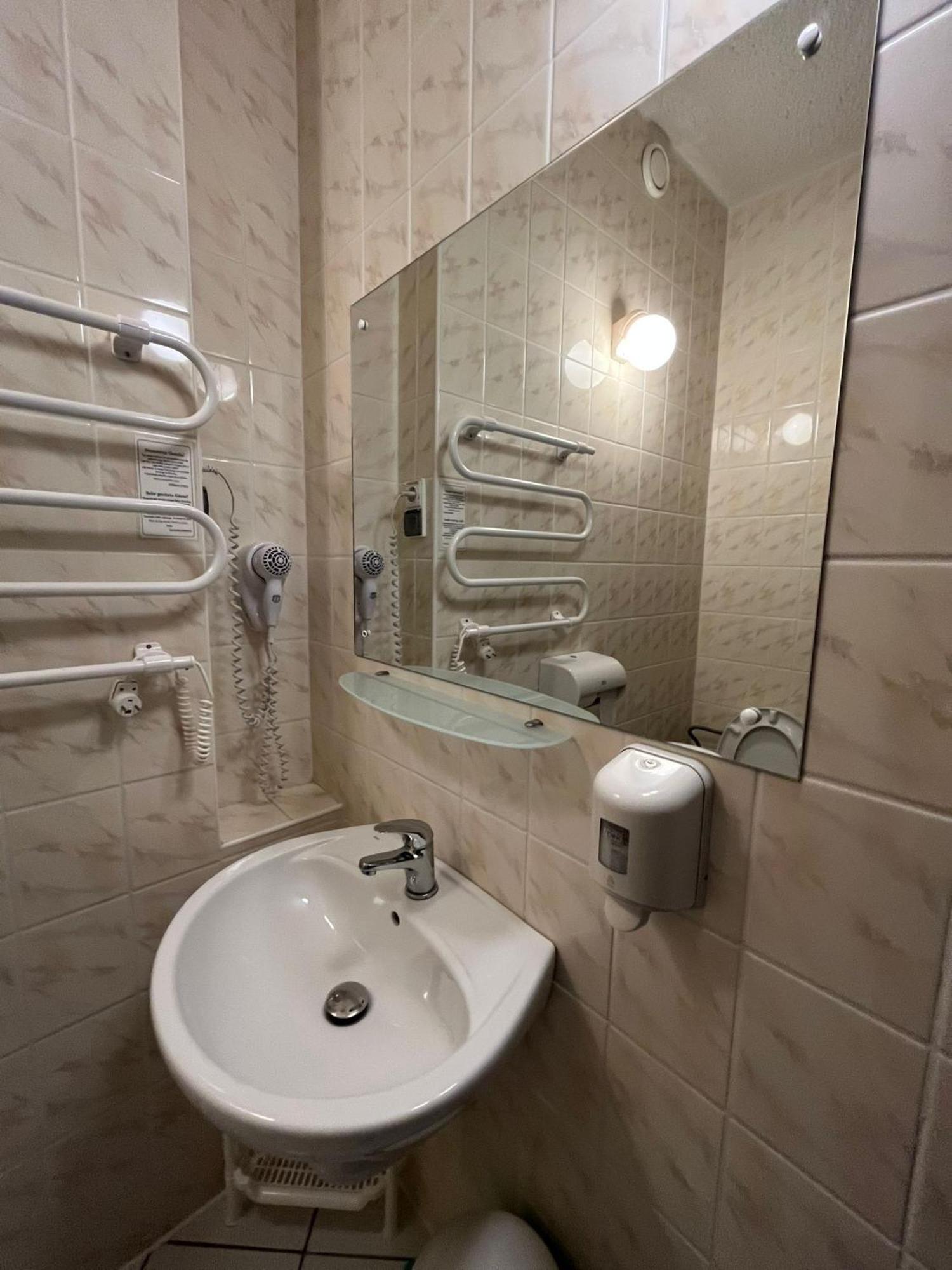 Eva Hotel มรุงโกโว ห้อง รูปภาพ